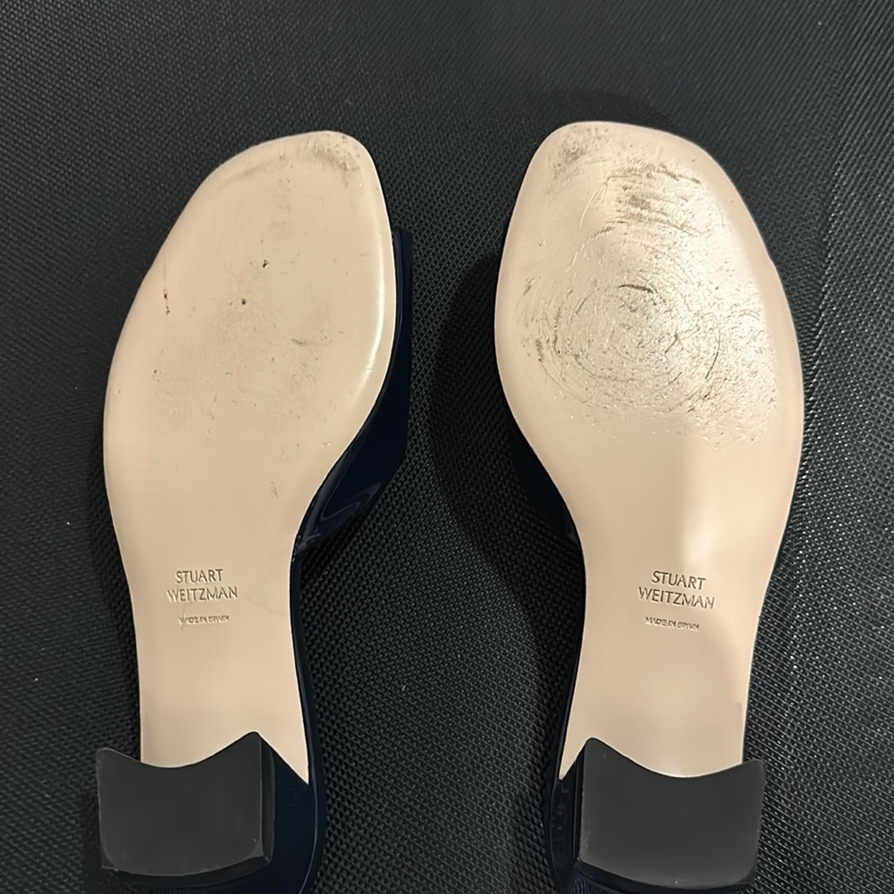 Shoes - Picture 4 of 5